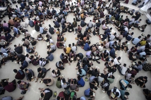 Endonezya'dan Mısır'a oruç tutanlar Kur'an hatim ediyor | Fotoğraf