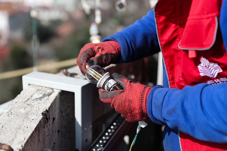Ramazan ayının süsü “Mahyalar” camilere asılmaya başlandı