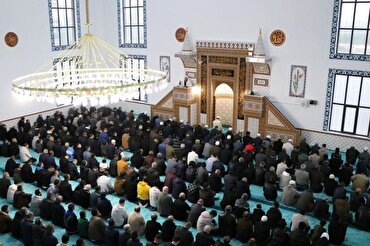 Ramazan Bayram'ı Türkiye'nin dört bir yanında coşkuyla kutlanıyor