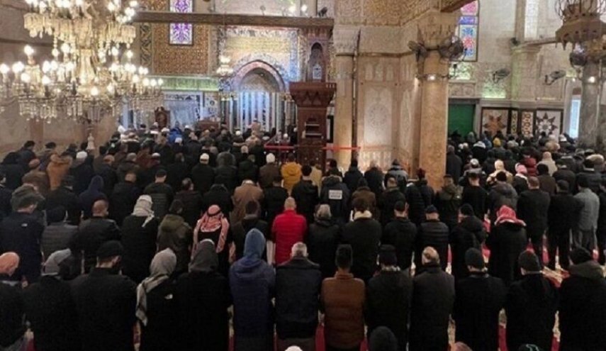 Mescid-i Aksa ve dünyanın bazı ülkelerinde Şehit Heniyye için kılınan gıyabi cenaze namazları