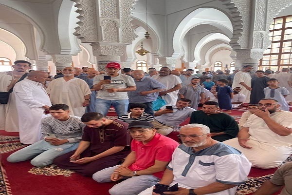 İspanyol kadın İslam dini  ile müşerref oldu |video
