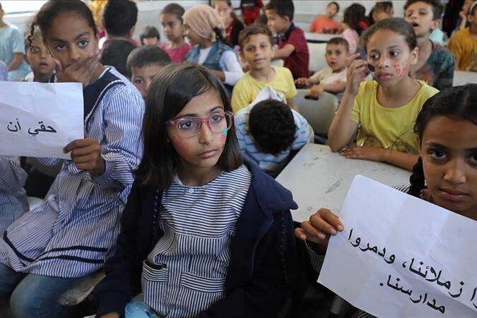 600 bin Filistinli çocuk eğitimden mahrum kaldı