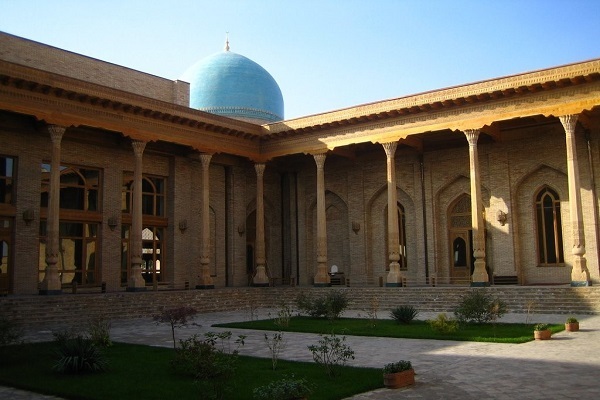 Taşkent’teki “Hz. İmam” külliyesine kısa bir bakış