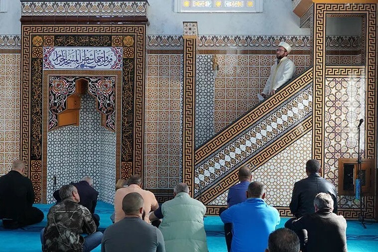 Bulgaristan'da 'Rodop Dağları'nın İncisi' Altın Camii, imece usulüyle inşa edildi Bulgaristan'da 'Rodop Dağları'nın İncisi' Altın Camii, imece usulüyle inşa edildi