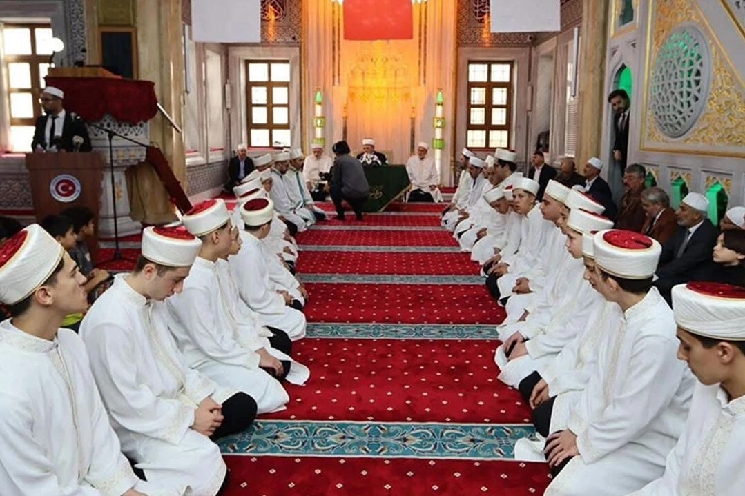 Çerkezköy'de 25 Hafız icazet aldı