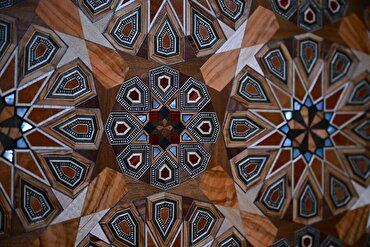 İslam sanatının mirasını yansıtan eserler, Londra'da sergileniyor