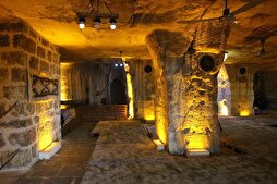 Kayadan oyma tarihi Mağara Camii, ziyaretçilerini bekliyor