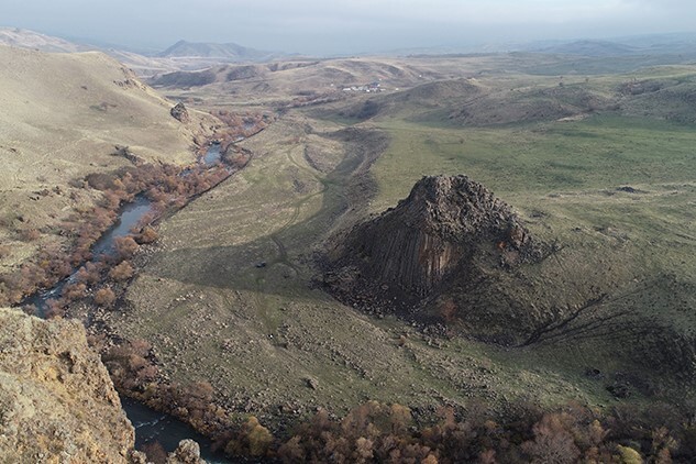 Muş’ta tabiat harikası bazalt sütunları keşfedilmeyi bekliyor