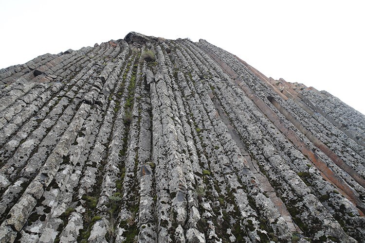 Muş’ta tabiat harikası bazalt sütunları keşfedilmeyi bekliyor