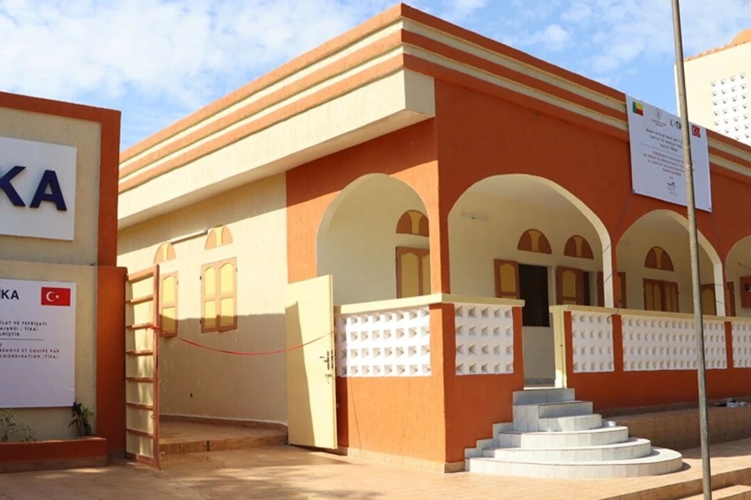 Türkiye, Benin'de imam hatip okulunu yeniledi