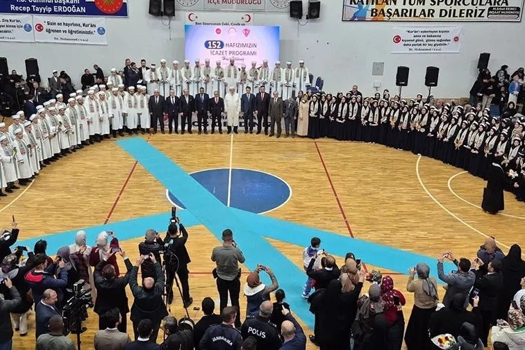 Sorgun'da 152 hafız icazet aldı