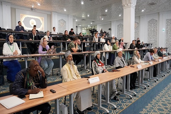 Kültürler ve medeniyetler arası diyalog platformu : Bulgaristan İslam Akademisi