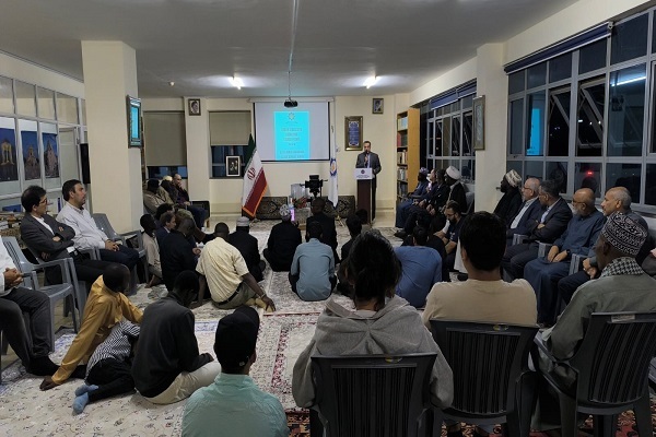 İranlı kâri Ahmed Ebul Kasımi Nairobi’de Müslümanlarla buluştu