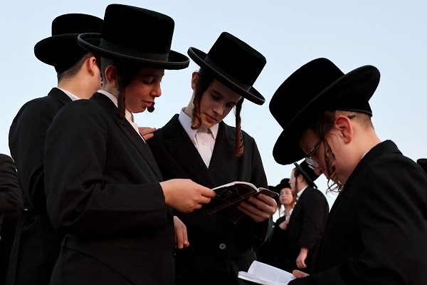 İsrailli öğrencilerin Haredi okullarındaki zorlu yaşamı