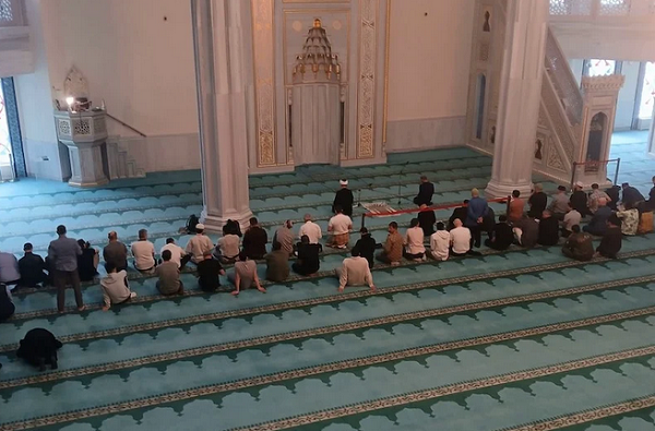 Rusya’nın en büyük camii: Moskova Ulu cami