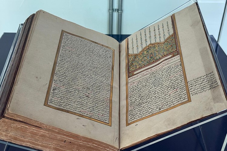 Yapıtları Süleymaniye’de sergilenen Bursevi’nin “Ruhul Beyan’ı kolleksiyon olarak basılacak