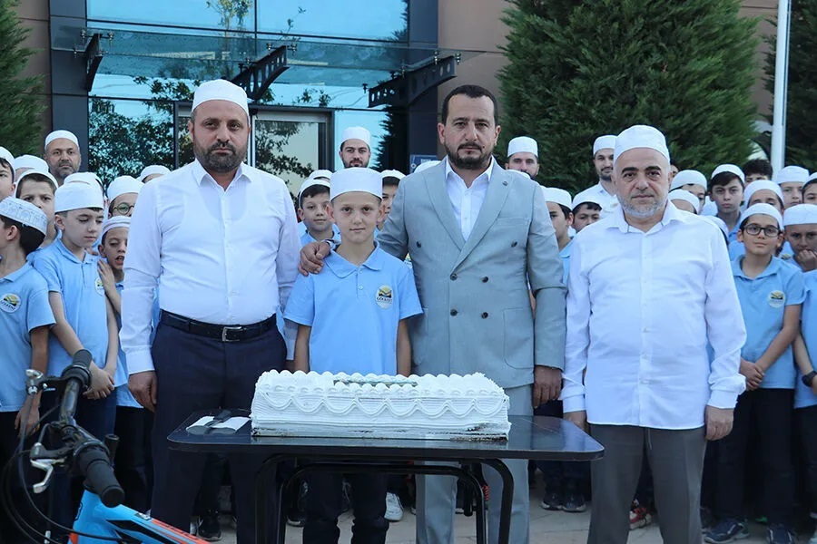 Kocaeli'de 11 yaşındaki Yakup, 5 ayda hafız oldu