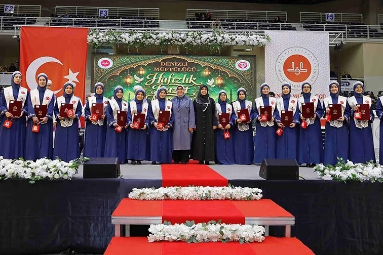 Denizli'de 168 Hafız icazet aldı
