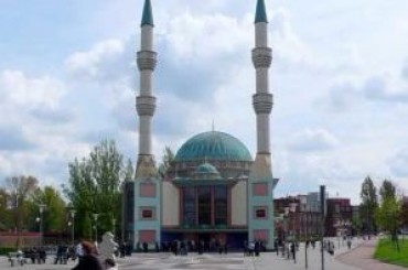 ہالینڈ؛ اذان پر پابندی کی درخواست
