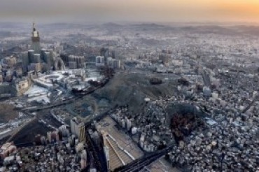 سعودی عرب؛ مکہ کے نام پر مدد لینے کی کوشش