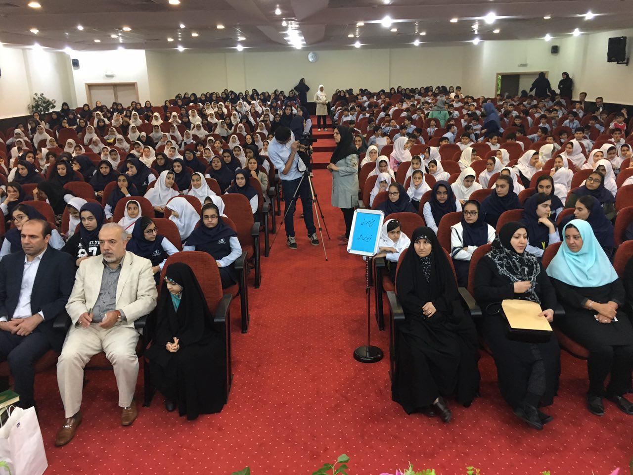 دبئی میں قرآںی محفل اور حنانہ کی شرکت+ تصاویر