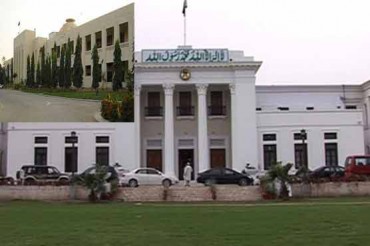 سندھ اسمبلی نے غیر مسلموں کے لیے اسلام قبول کرنا مشکل بنا دیا