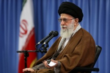 ملک کی مشکلات انقلابی فکر اور بلند حوصلوں سے حل ہوسکتی ہے- رہبر انقلاب
