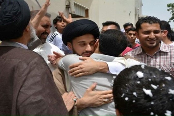 بحرین؛ آلخلیفه کے قید سے انقلابی علما کی رہائی + فوٹو بحرین؛ آلخلیفه کے قید سے انقلابی علما کی رہائی + فوٹو