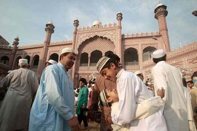 پاکستان؛عیدالفطر کی 4 روزہ تعطیلات کا اعلان پاکستان؛عیدالفطر کی 4 روزہ تعطیلات کا اعلان