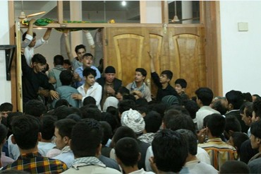 پرچم امام رضا(ع) کا افغانستان میں استقبال پرچم امام رضا(ع) کا افغانستان میں استقبال