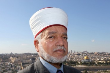 مصر؛ الازهر مارک قرآنی نسخوں کی تقسیم پر انتباہ مصر؛ الازهر مارک قرآنی نسخوں کی تقسیم پر انتباہ
