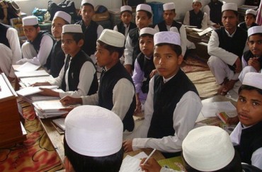 کراچی: مدارس اور مساجد رجسٹریشن پر عمل درآمد کا فیصلہ