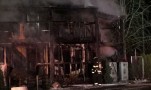 امریکا میں مسجد کو آگ لگانے کا واقعہ، ایک شخص گرفتار امریکا میں مسجد کو آگ لگانے کا واقعہ، ایک شخص گرفتار