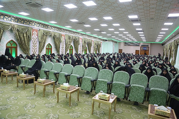 کربلاء؛ «مفاهیم قرآن اور امام حسین(ع)» خواتین اجتماع کا انعقاد+تصویر