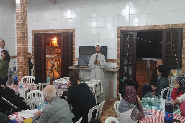برازیل ؛ اسلامی مرکز میں غیر مسلموں کی آمد + تصاویر