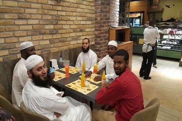 بورکینافاسو میں دو قرآنی مبلغ جان بحق بورکینافاسو میں دو قرآنی مبلغ جان بحق