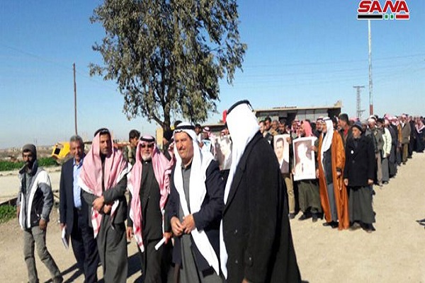 شام میں عوام کی واپسی کا سفر + تصاویر شام میں عوام کی واپسی کا سفر + تصاویر
