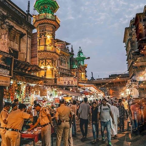 بمبئی؛ رمضان میں «سستے بازار سے» جمعةالوداع اور یوم قدس تک بمبئی؛ رمضان میں «سستے بازار سے» جمعةالوداع اور یوم قدس تک