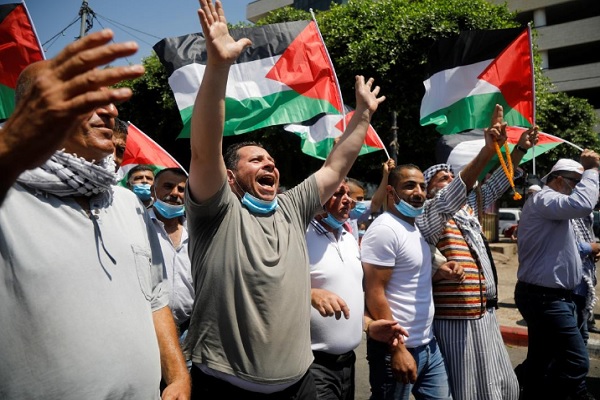 فلسطینوں کے مقدر سے امارات کا کھیل ٹرمپ اور نتن یاہو کی زمین پر فلسطینوں کے مقدر سے امارات کا کھیل ٹرمپ اور نتن یاہو کی زمین پر