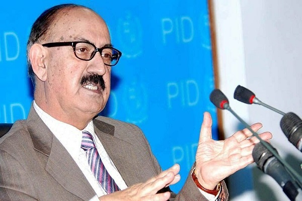 نواز حکومت کو ٹی ٹی پی سے مذاکرات میں عسکری قیادت سے معاونت نہیں ملی، عرفان صدیقی
