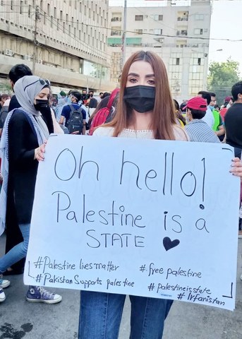فلسطین کے حق میں شوبز شخصیات کی کراچی میں ریلی