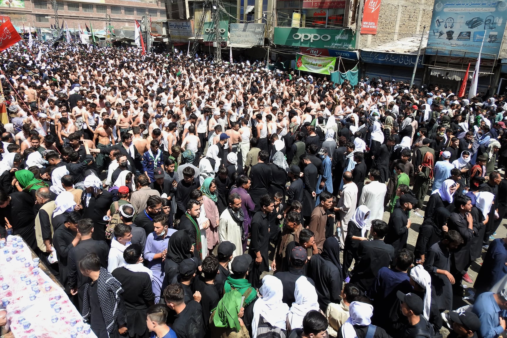 نواسہ رسول کی شہادت اور یوم عاشورکا جلوس+ تصاویر