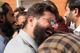 سانحہ پشاور میں شہداء کی تعداد 60 ہوگئی، 200 زخمی