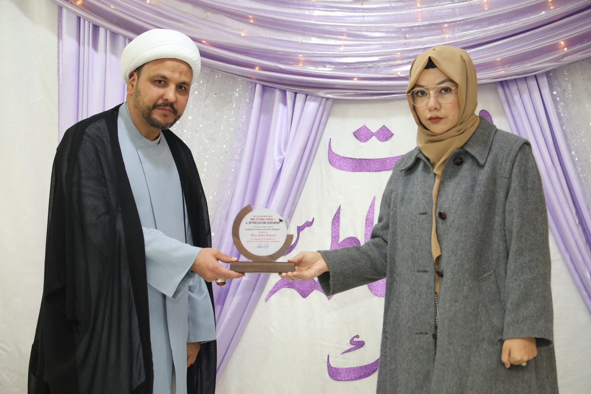 جشن میلاد خاتون جنت اور یونیورسٹی طلبا و طالبات کی حوصلہ افزائی