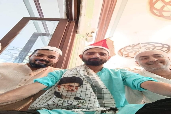 ہندوستان کے چھوٹے بڑے ہر شہر گاؤں میں عید الضحی کی نماز ادا کی گئی ہندوستان کے چھوٹے بڑے ہر شہر گاؤں میں عید الضحی کی نماز ادا کی گئی