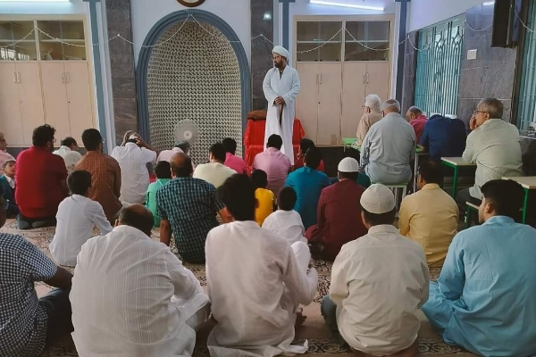 ہندوستان کے چھوٹے بڑے ہر شہر گاؤں میں عید الضحی کی نماز ادا کی گئی ہندوستان کے چھوٹے بڑے ہر شہر گاؤں میں عید الضحی کی نماز ادا کی گئی