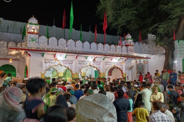 ہندوستان میں جگہ جگہ پر محرم کی مجالس، جلوس اور ماتم