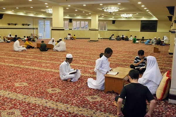 حفظ قرآن کے موسم گرما کے کورسز کے لیے اردن کی وزارت اوقاف کی تعریف