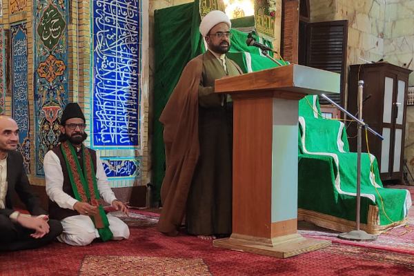 ہفتہ وحدت پر مسجد ایرانیان ممبئی میں جشن اور علماء کی تقریریں