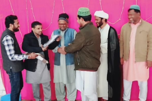 ہندوستان کے شیعہ نگر رجیٹی میں اعتکاف کرنے والوں کو انعامات سے نوازا گیا + تصویریں اور ویڈیو